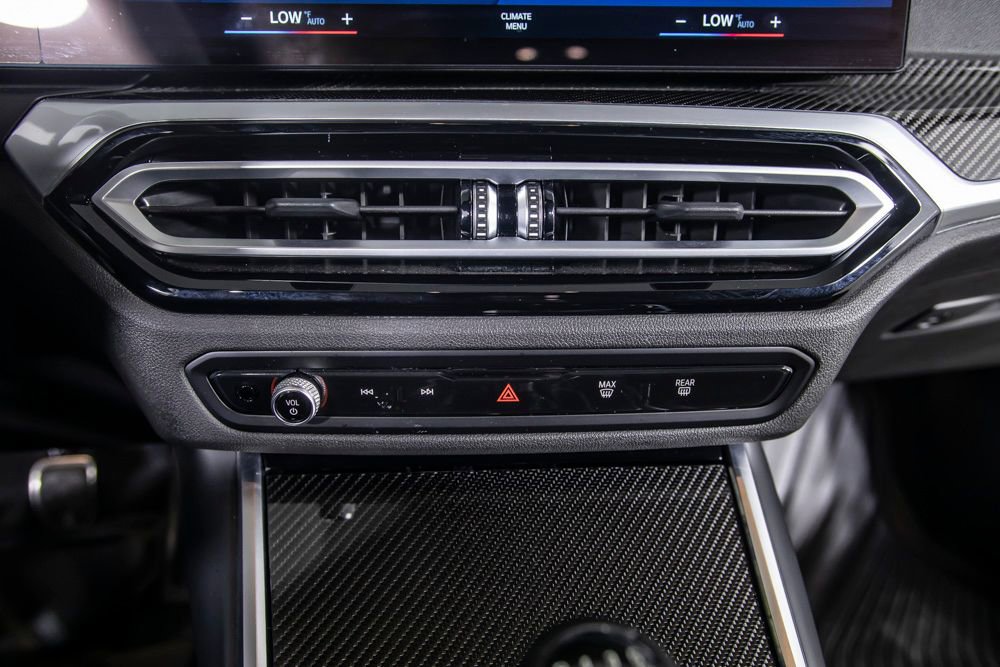 Used 2023 BMW M2 w/ Lighting Package image 29