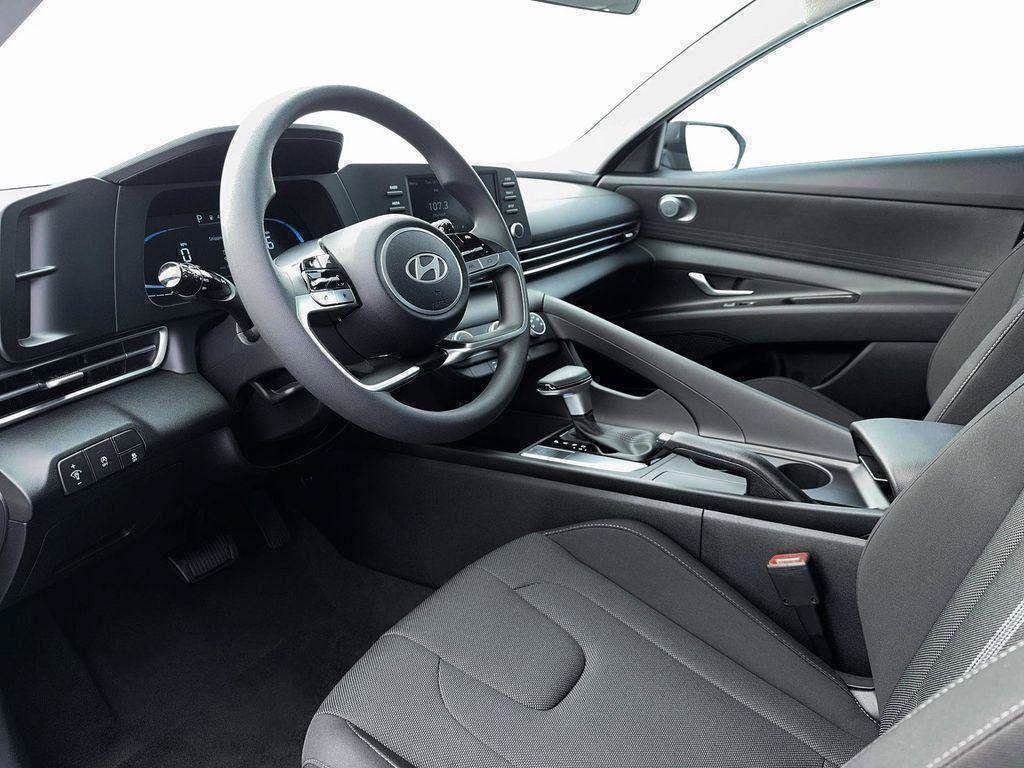 New 2026 Hyundai Elantra SE w/ Cargo Package FWD image 14