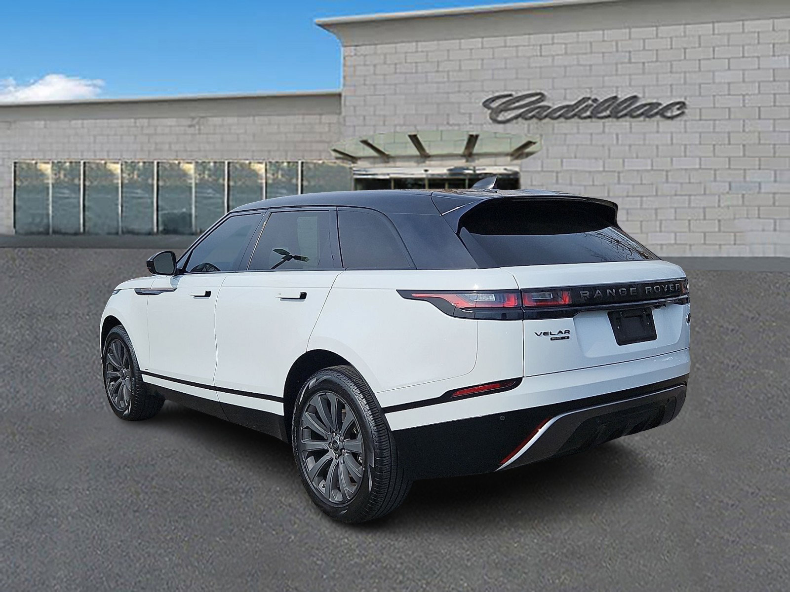 Used 2020 Land Rover Range Rover Velar R-Dynamic S image 6