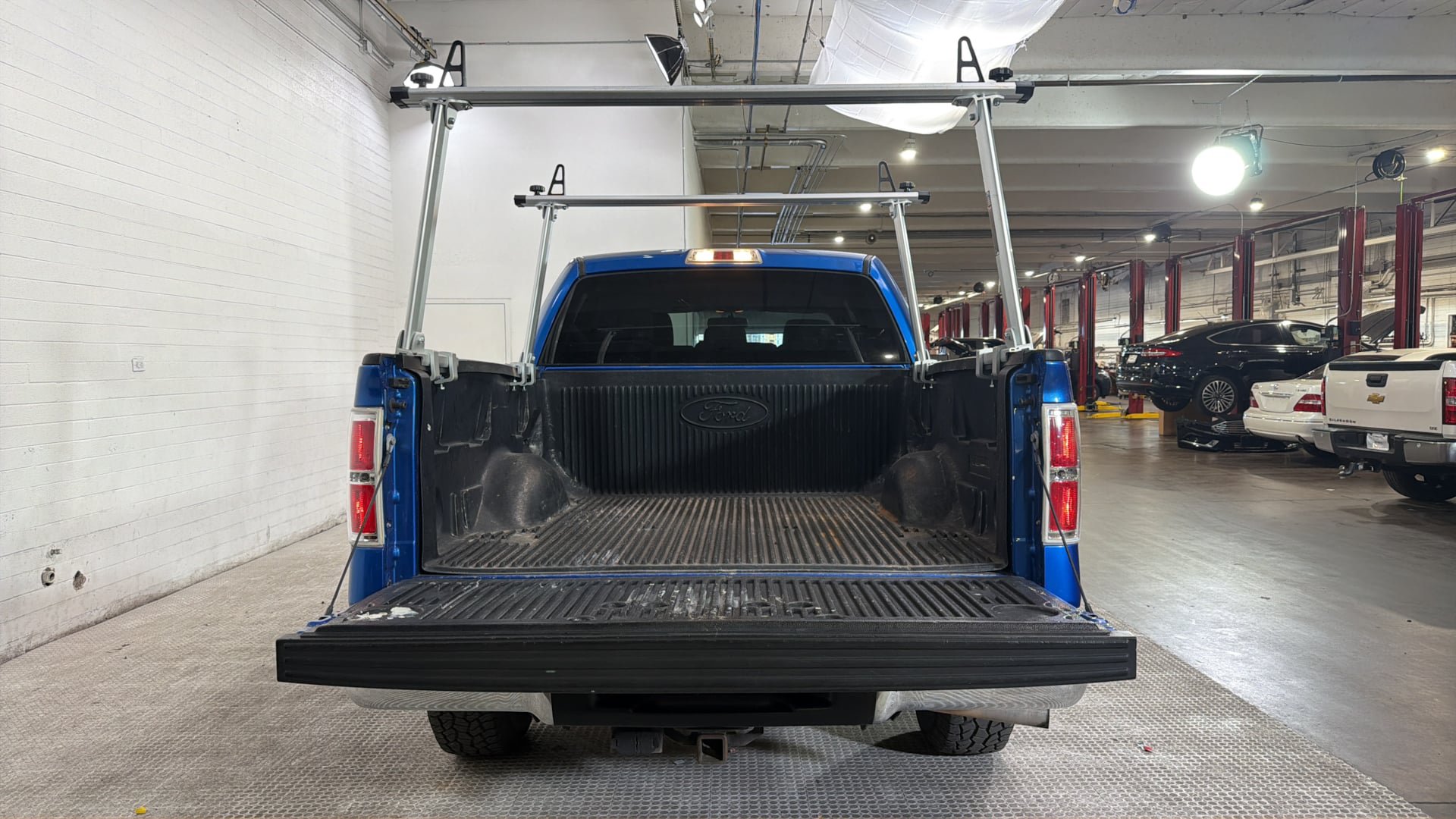 Used 2013 Ford F150 XLT w/ Mid Equipment Group RWD image 8