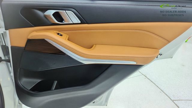 Used 2023 BMW X5 sDrive40i w/ Executive Package image 27