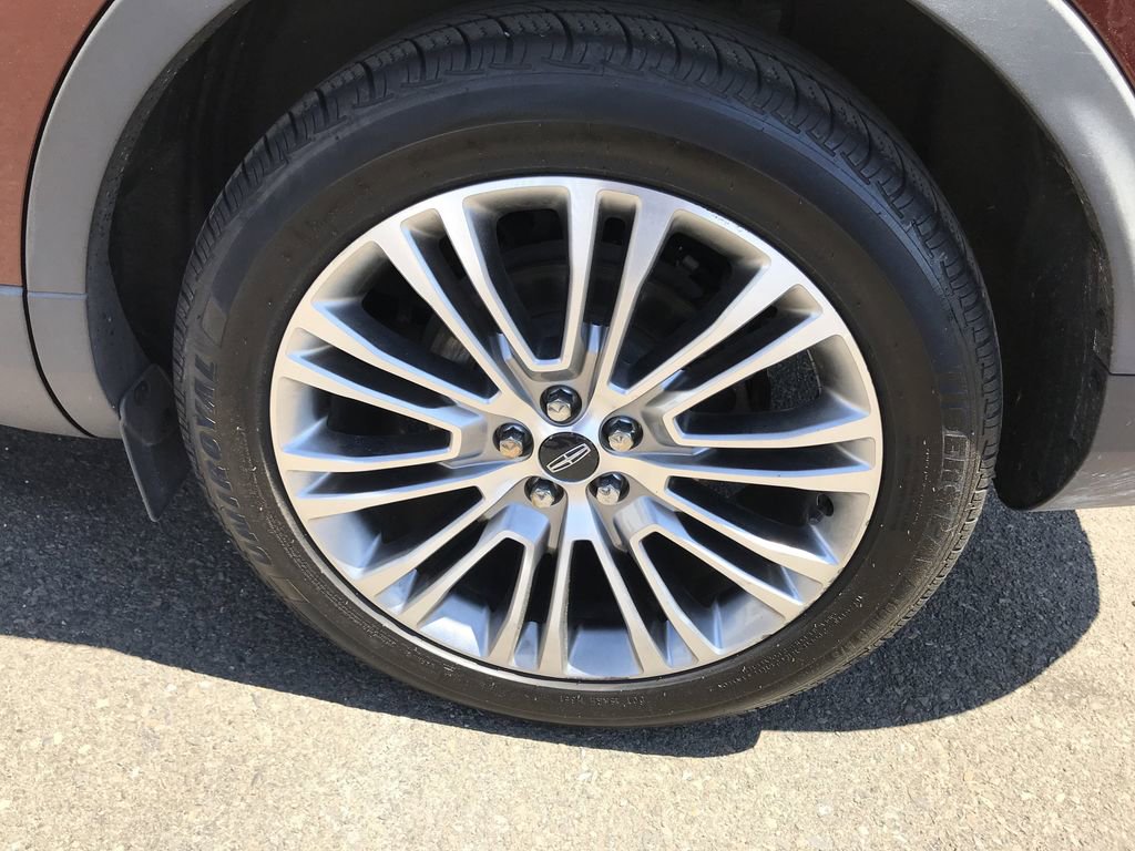 Used 2016 Lincoln MKX Reserve w/ Climate Package AWD/4WD image 31