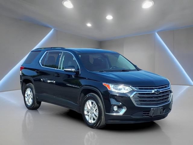 Used 2019 Chevrolet Traverse LT w/ LPO, Floor Liner Package AWD/4WD image 1