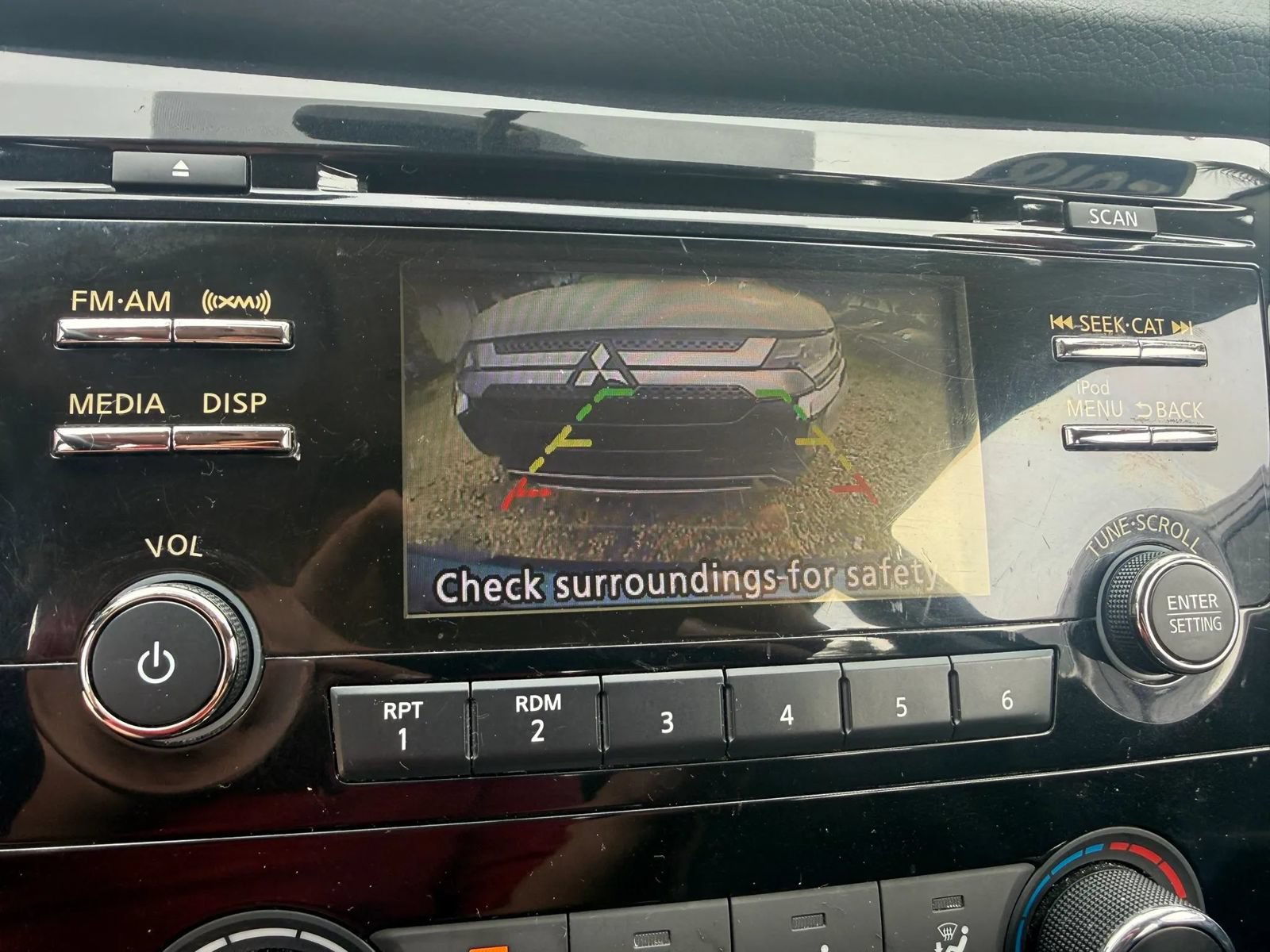 Used 2018 Nissan Rogue Sport S FWD image 13