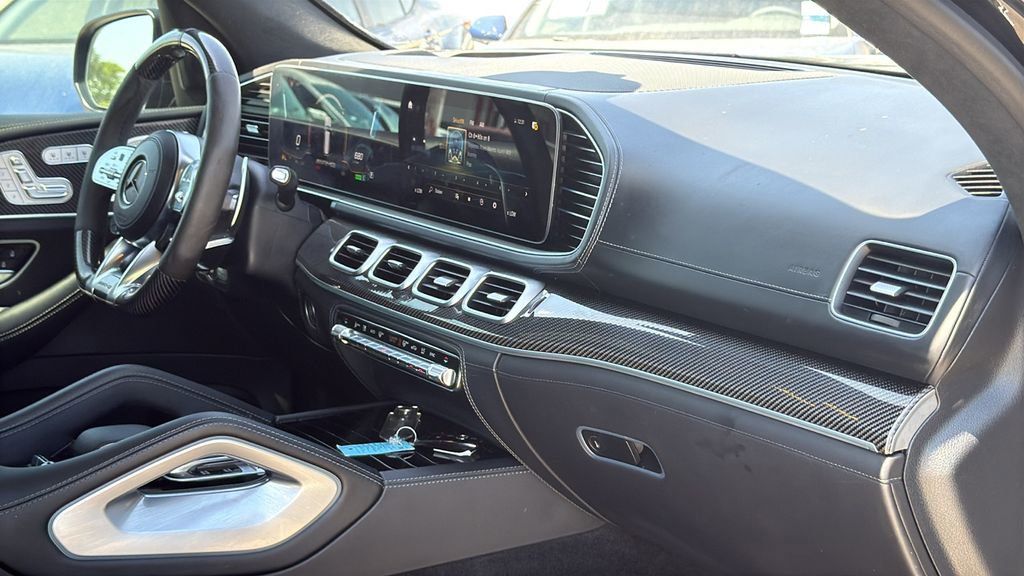 Used 2023 Mercedes-Benz GLS 63 AMG 4MATIC image 30