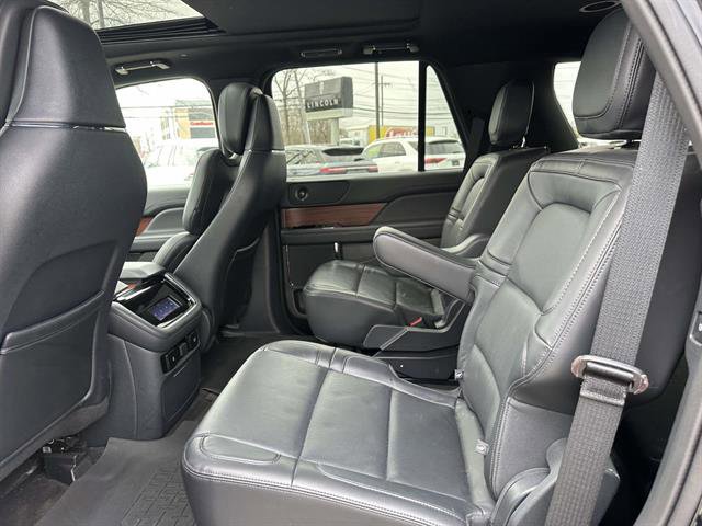 Certified 2023 Lincoln Navigator Reserve AWD/4WD image 10