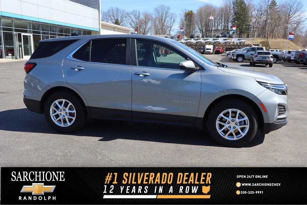Used 2024 Chevrolet Equinox LT image 1