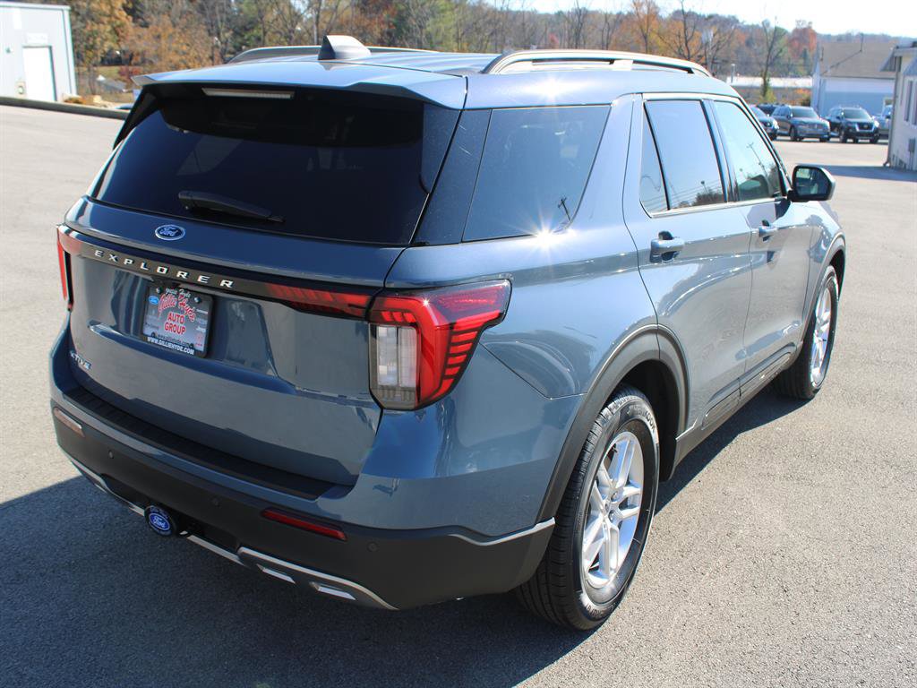 New 2026 Ford Explorer Active w/ Active Comfort Package image 7