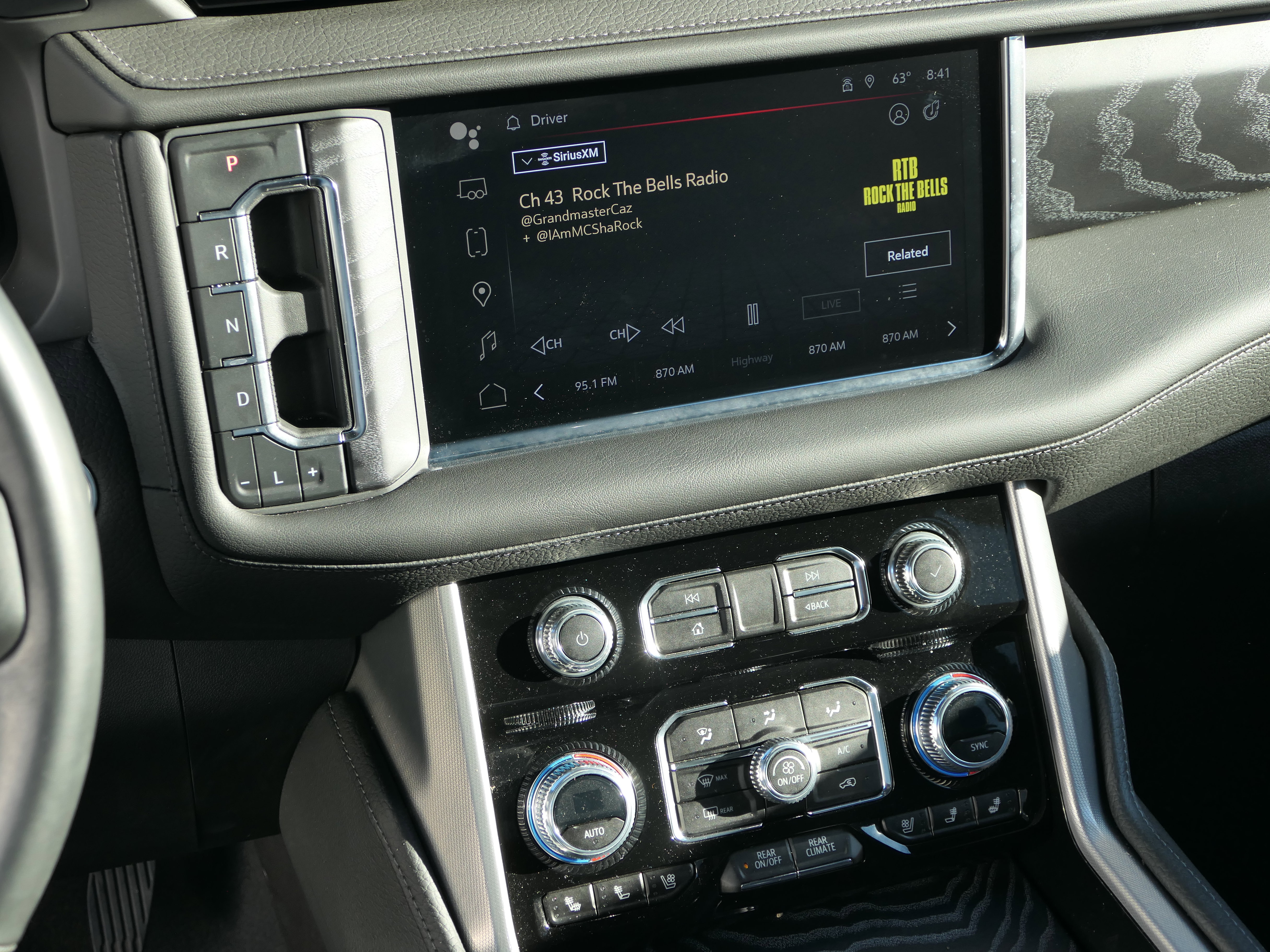 Used 2023 GMC Yukon XL Denali image 19