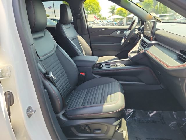 Used 2026 Ford Explorer ST-Line w/ ST-Line Street Pack RWD image 17
