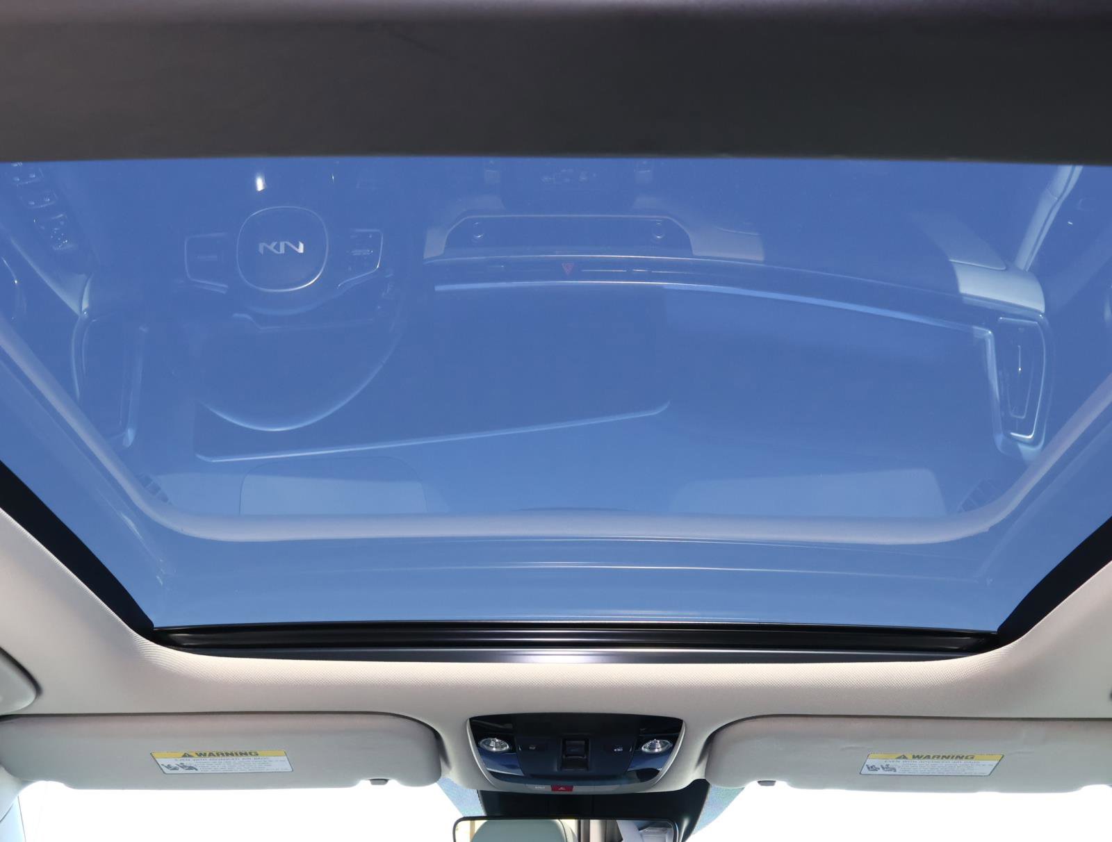 Used 2025 Kia Sorento SX image 13