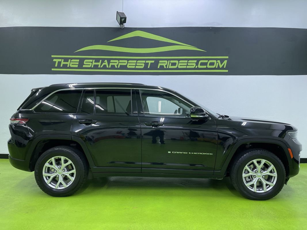 Used 2022 Jeep Grand Cherokee Limited AWD/4WD image 11