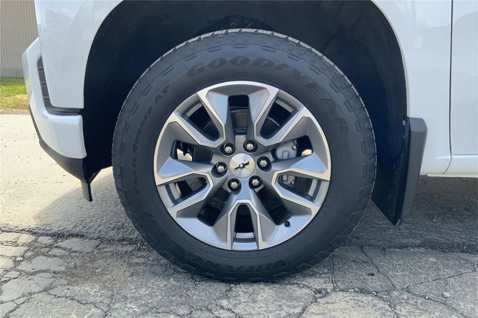 Used 2020 Chevrolet Silverado 1500 RST image 25