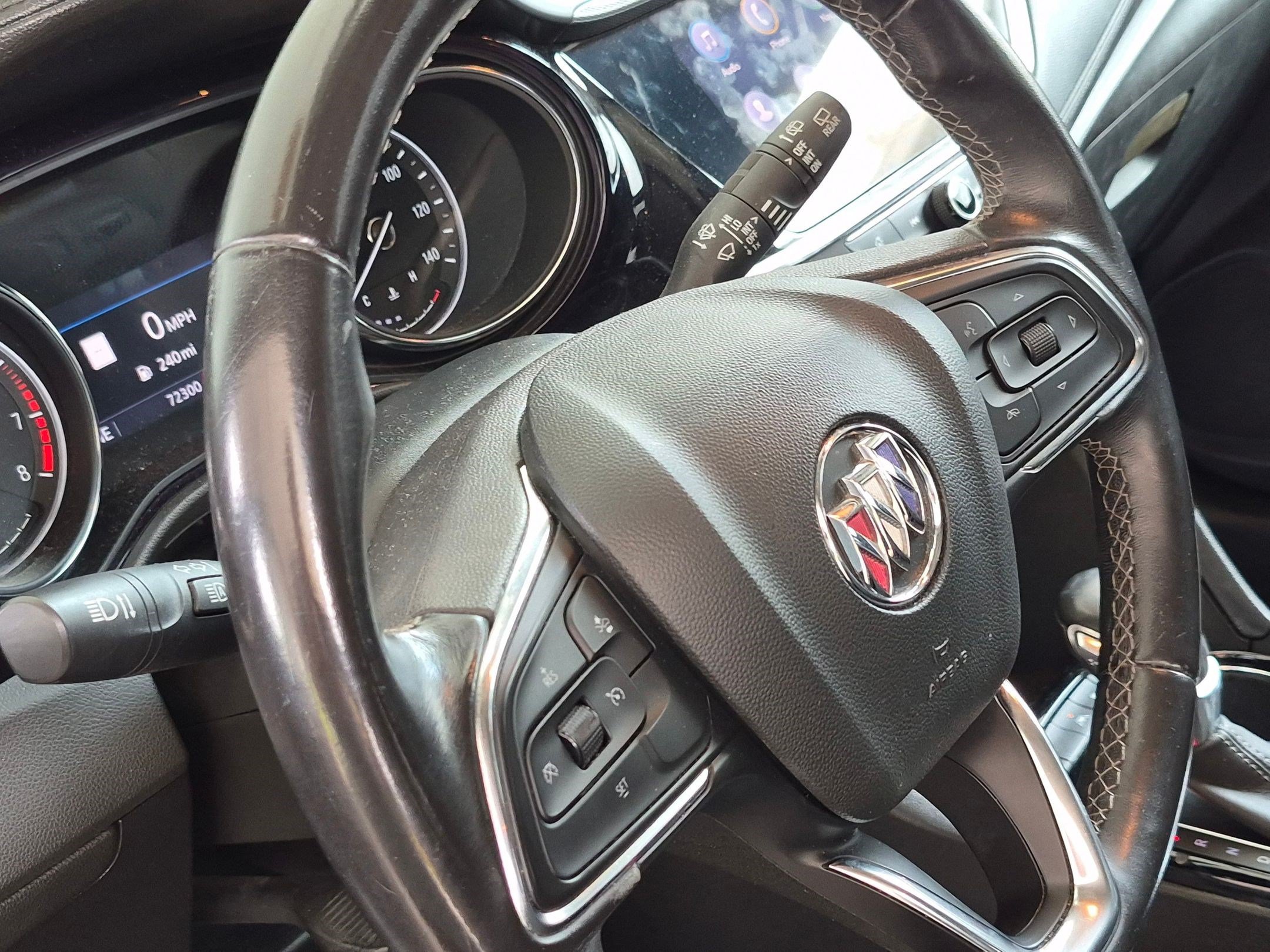Used 2020 Buick Encore GX Select w/ Experience Buick Package FWD image 18