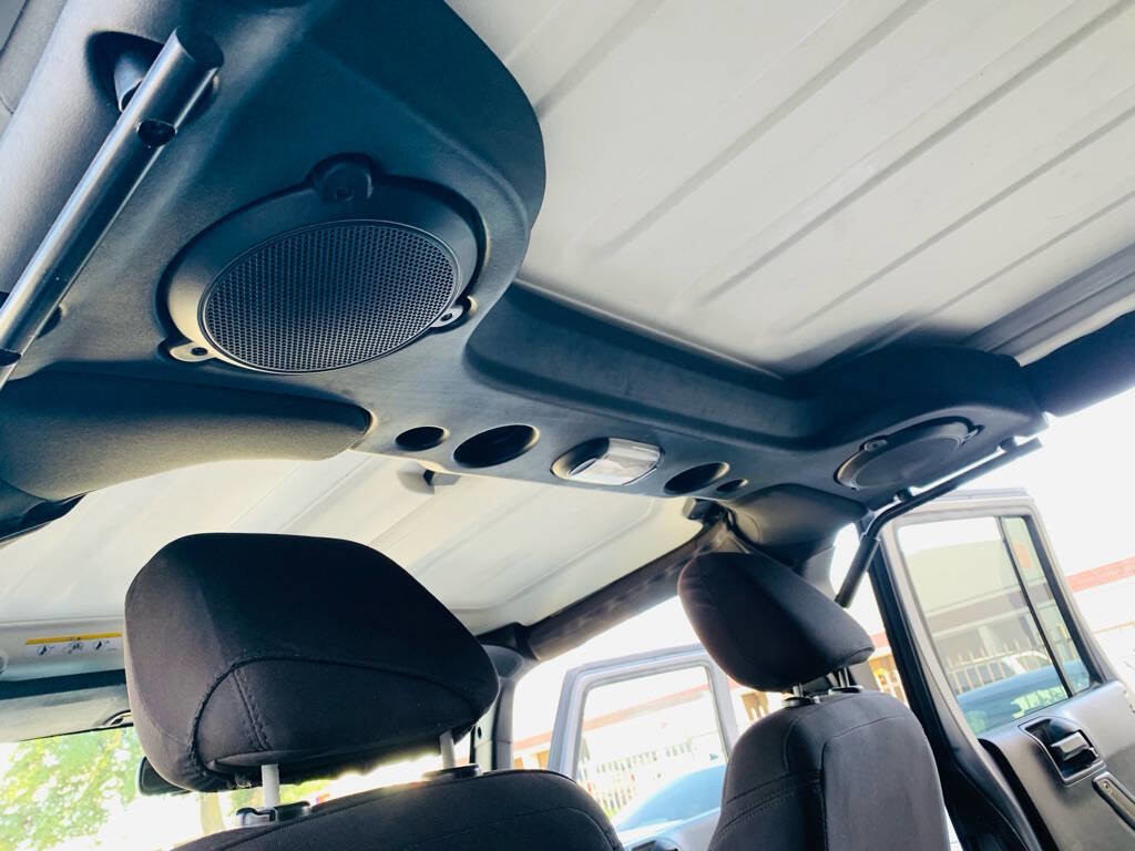 Used 2014 Jeep Wrangler Unlimited Sport w/ Quick Order Package 24S image 25