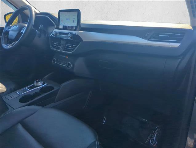 Used 2020 Ford Escape SEL image 28
