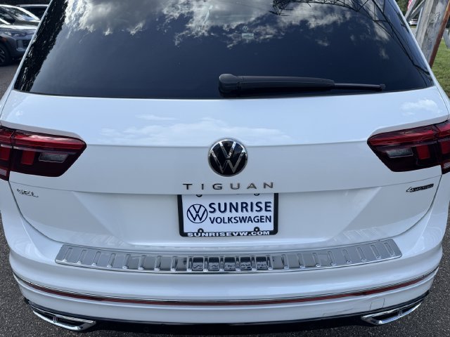 Used 2024 Volkswagen Tiguan SEL R-Line AWD/4WD image 36