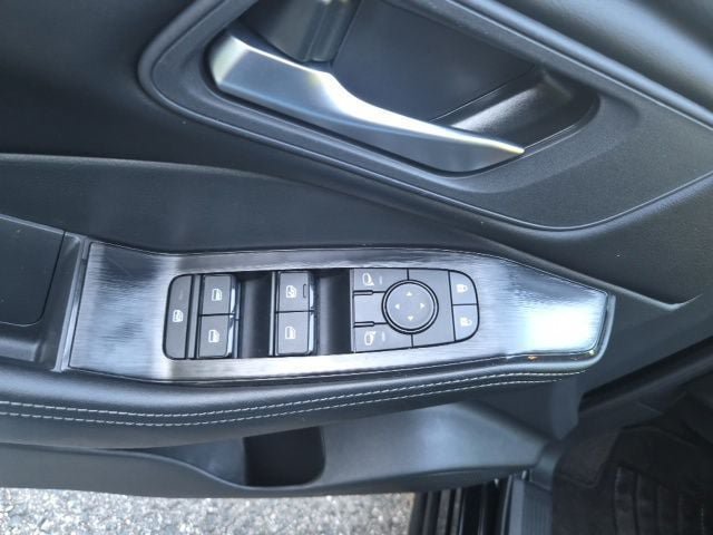 Used 2026 Nissan Rogue SV AWD/4WD image 18