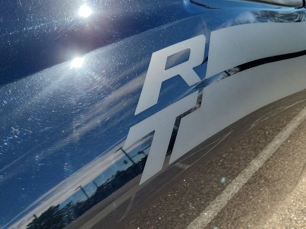 Used 2012 Dodge Challenger R/T image 33