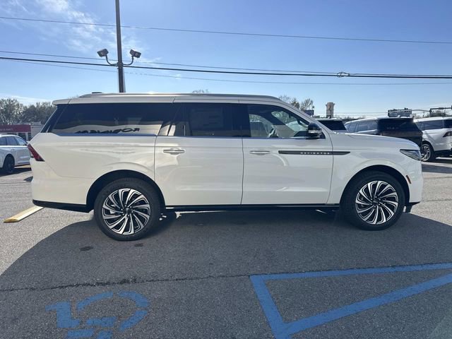 New 2025 Lincoln Navigator L Black Label image 3