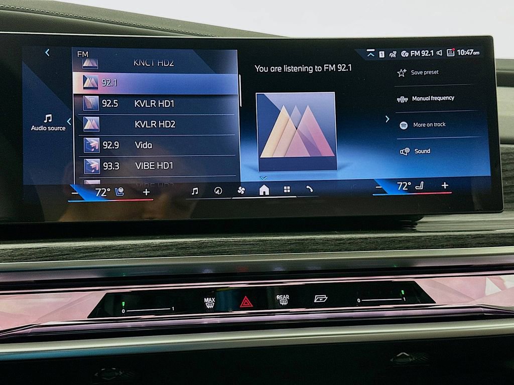 New 2026 BMW 750e xDrive w/ Executive Package image 11