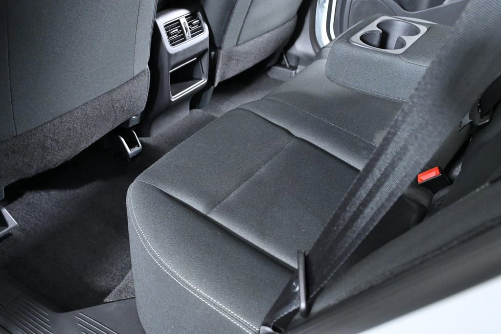 Certified 2025 Nissan Rogue S image 24