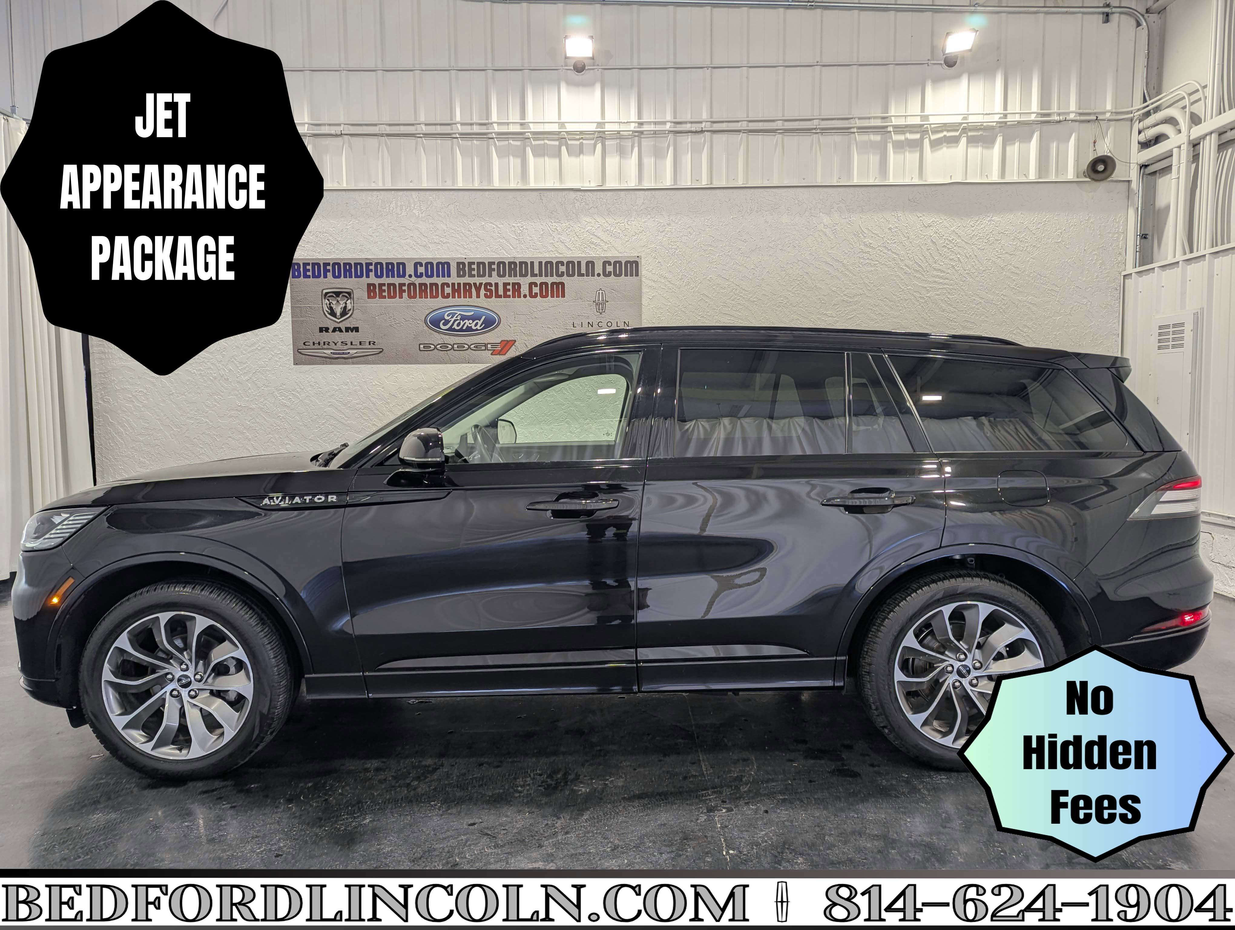 Used 2025 Lincoln Aviator AWD w/ Jet Appearance Package image 1