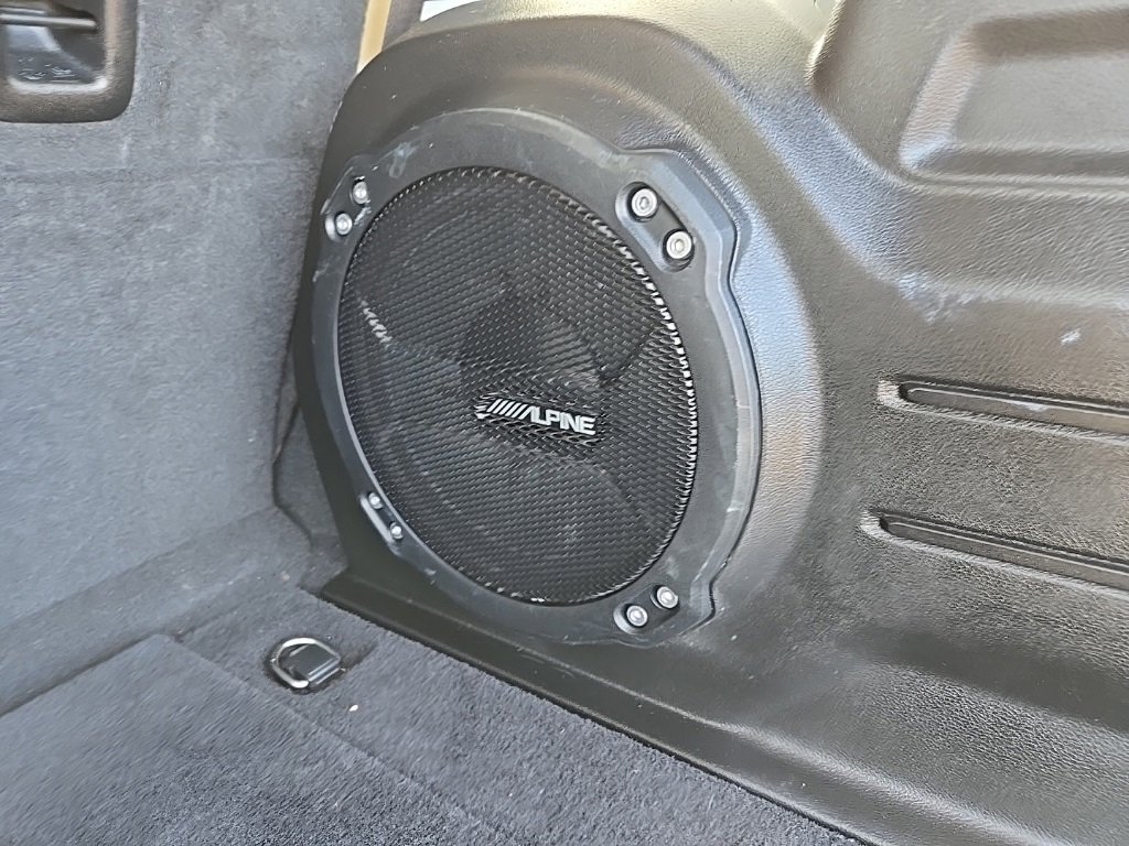 Used 2018 Jeep Wrangler Unlimited Sahara image 49