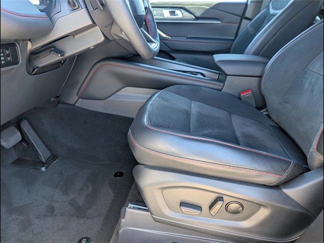 Used 2026 Ford Explorer ST image 9