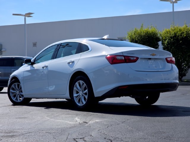 Used 2025 Chevrolet Malibu LT FWD image 12