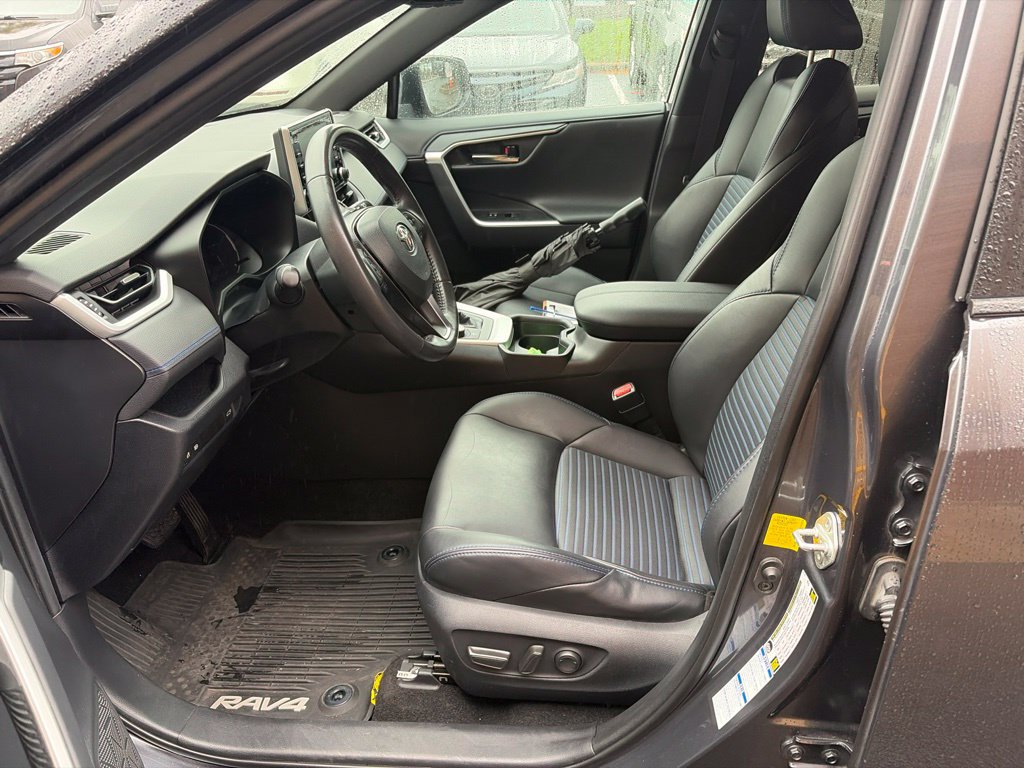 Used 2019 Toyota RAV4 XSE AWD/4WD image 15