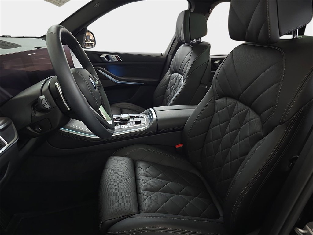 Used 2024 BMW X5 xDrive50e w/ Executive Package image 18