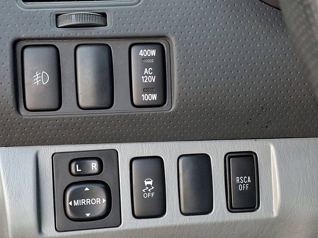 Used 2013 Toyota Tacoma 4x4 Double Cab w/ Limited Pkg image 25