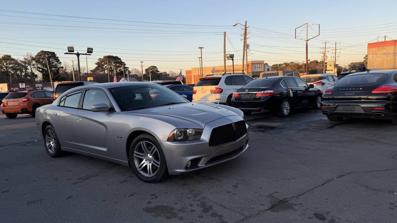 Used 2014 Dodge Charger R/T image 16