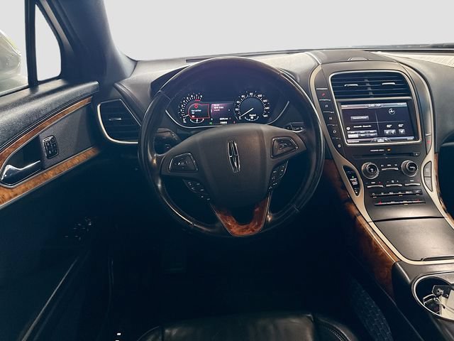 Used 2016 Lincoln MKX Select w/ Select Plus Package AWD/4WD image 22
