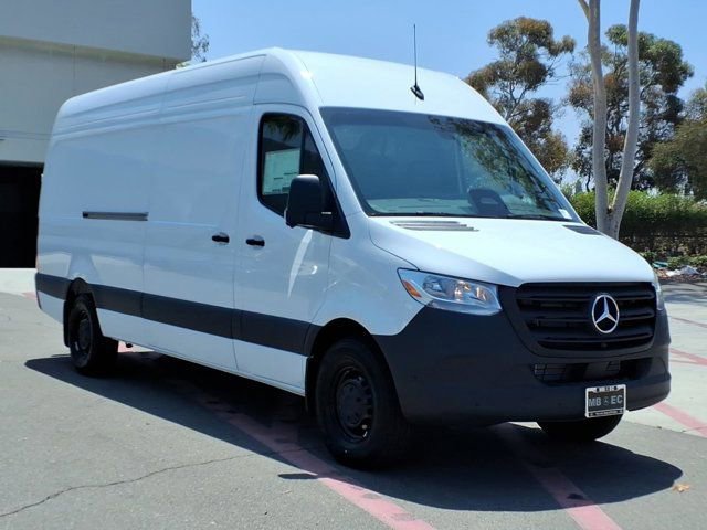 New 2026 Mercedes-Benz Sprinter 2500 image 18