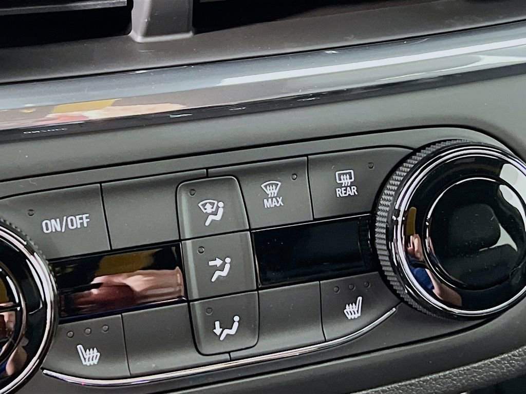 New 2025 Buick Envista Preferred w/ Convenience I Package image 16