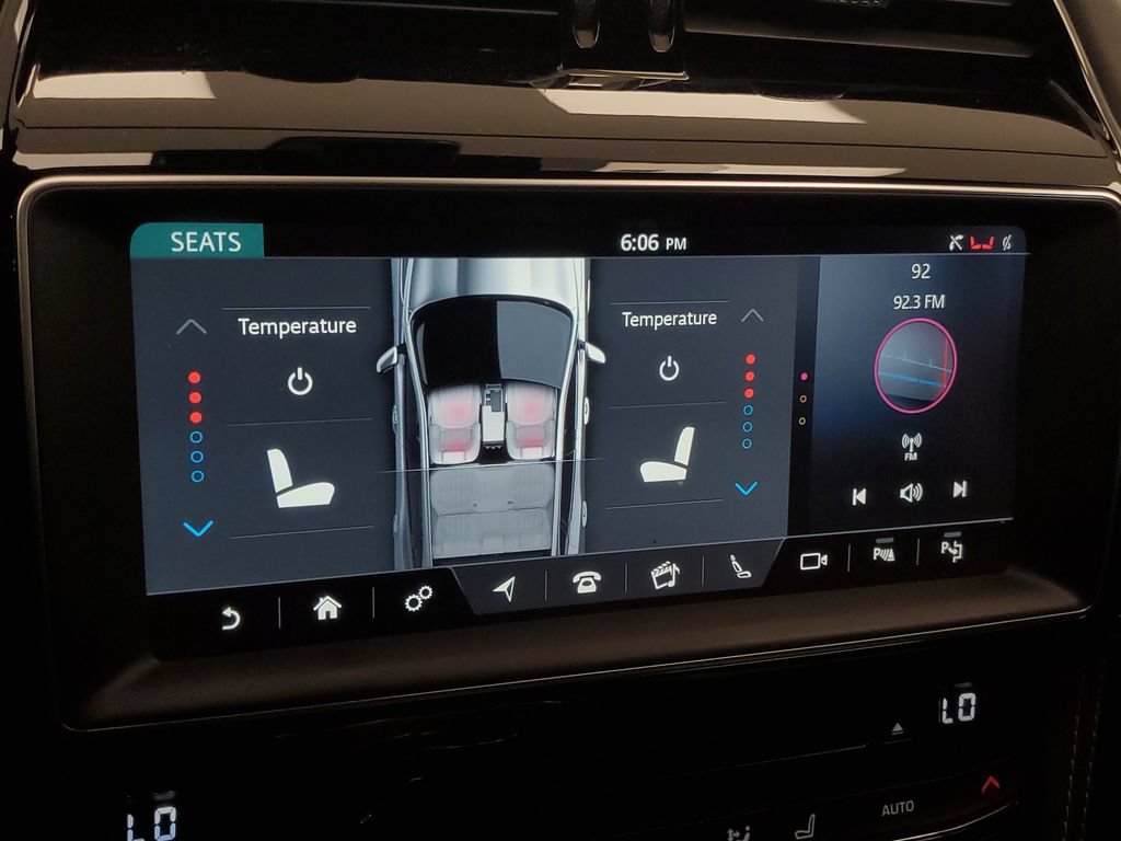 Used 2019 Jaguar F-PACE S AWD/4WD image 26
