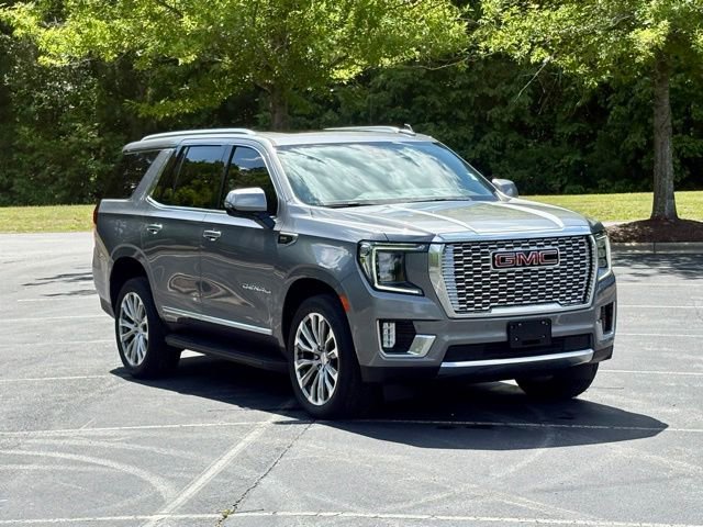Used 2021 GMC Yukon Denali w/ Advanced Technology Package AWD/4WD image 10