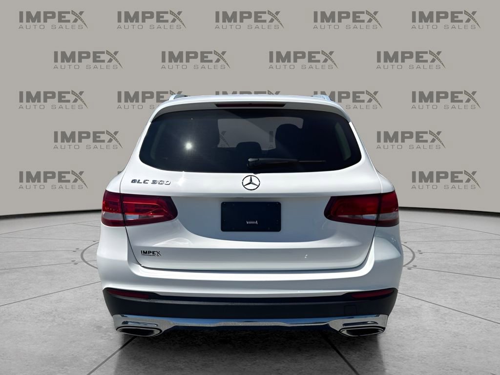 Used 2018 Mercedes-Benz GLC 300 image 4
