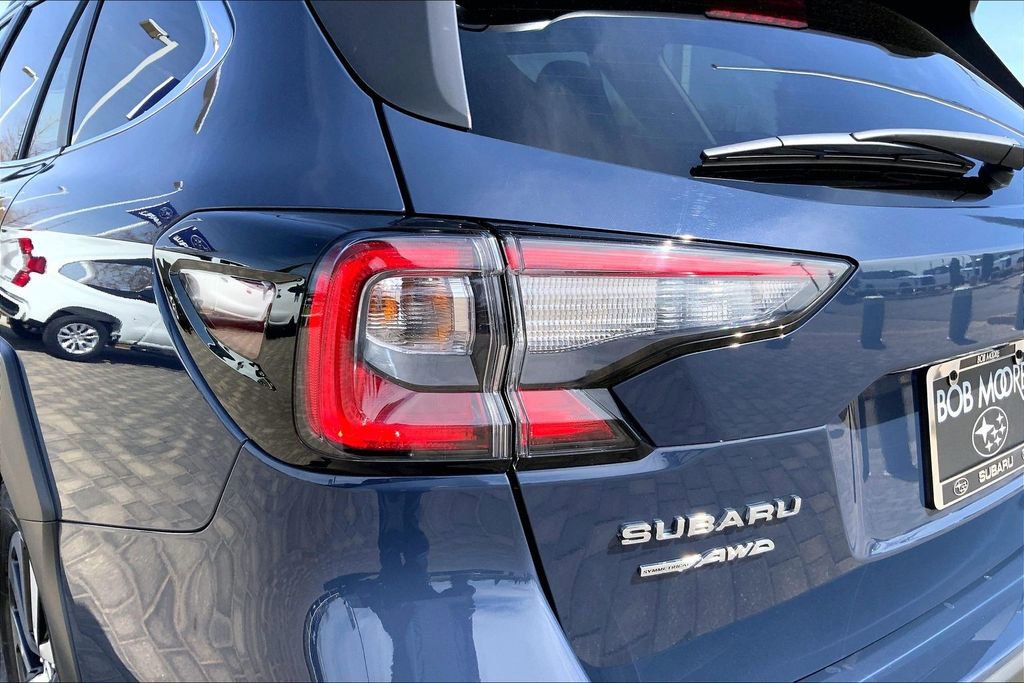 Certified 2025 Subaru Outback Premium image 22