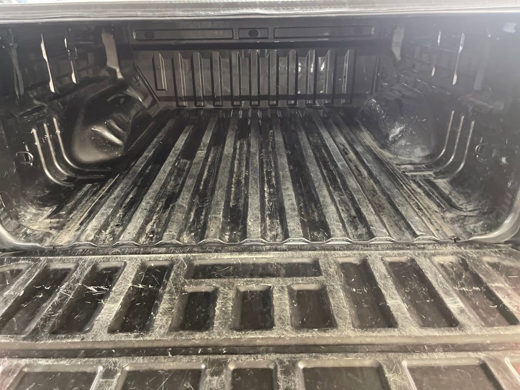 Used 2020 GMC Canyon SLT w/ Driver Alert Package image 23