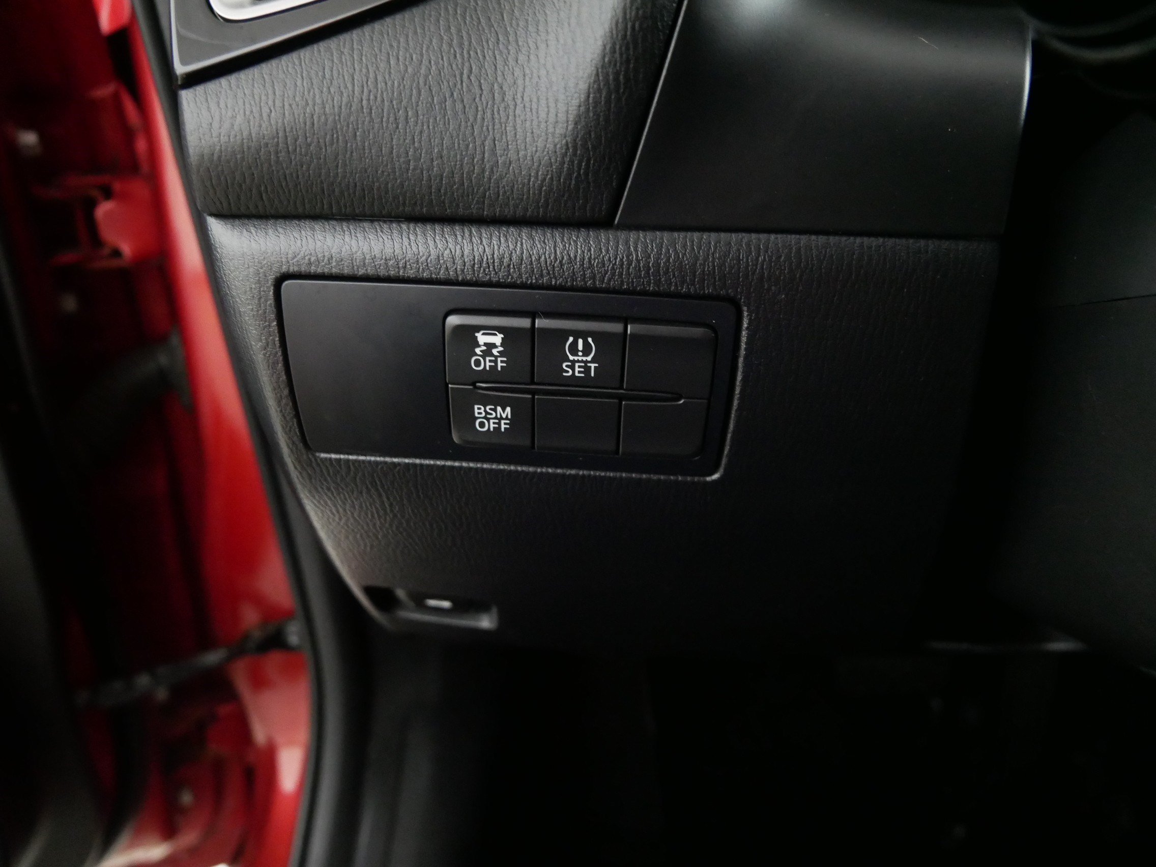 Used 2016 MAZDA MAZDA3 i Touring FWD image 26