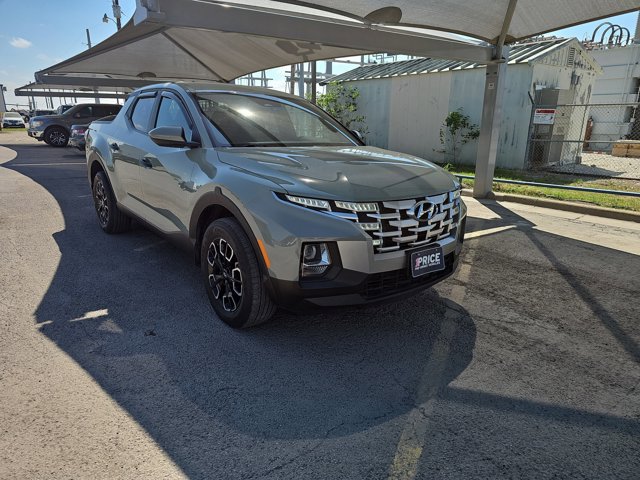 Used 2023 Hyundai Santa Cruz SEL image 7