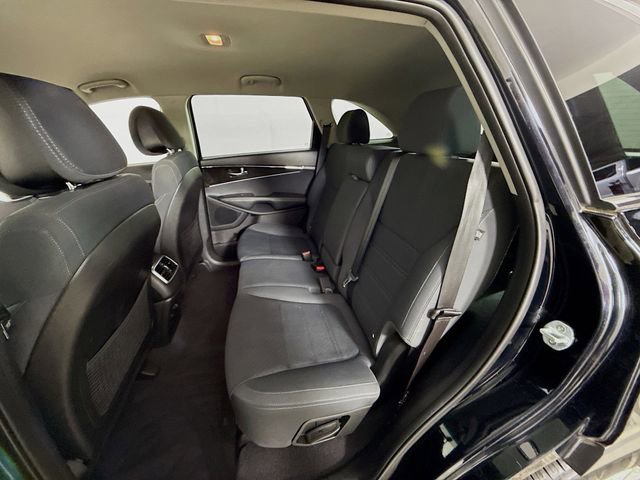 Used 2016 Kia Sorento LX w/ LX Convenience Package image 23