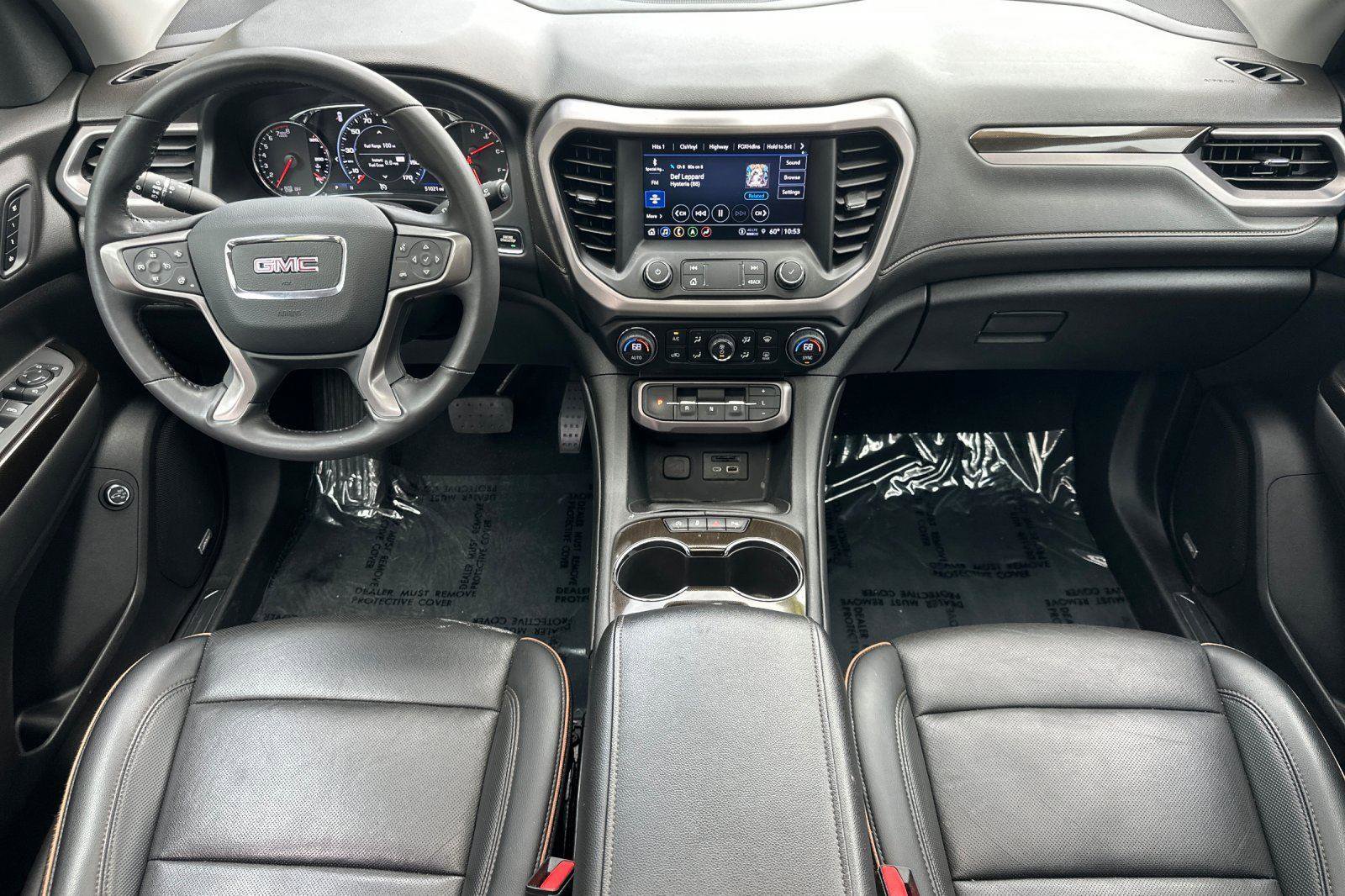 Used 2022 GMC Acadia AT4 w/ Technology Package image 8