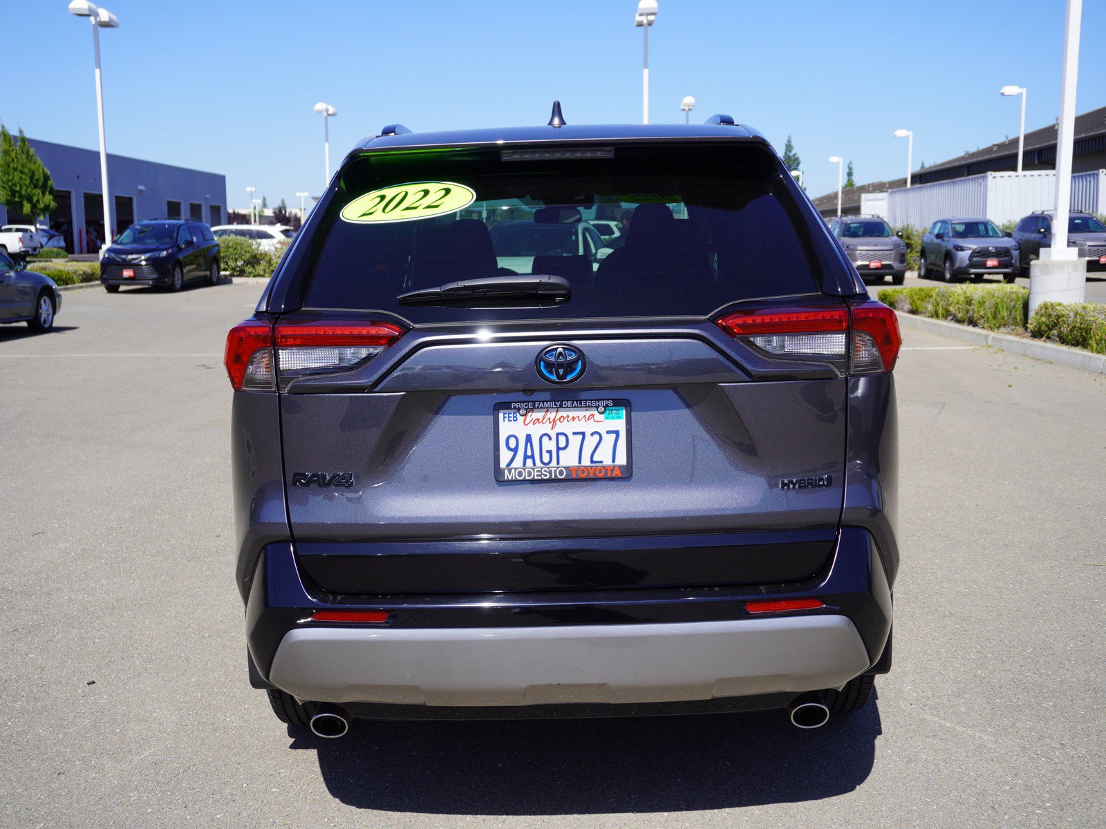 Used 2022 Toyota RAV4 SE w/ Convenience Package AWD/4WD image 10