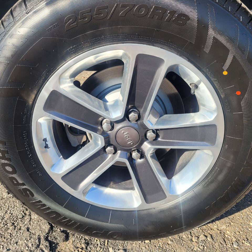 Used 2018 Jeep Wrangler Unlimited Sahara AWD/4WD image 43