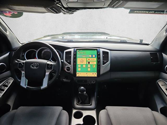 Used 2014 Toyota Tacoma 4x4 Double Cab w/ TRD Off-Road Package image 18