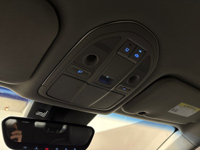 Used 2020 Genesis G80 3.8 image 30